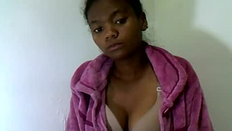 Snapshot of herisse01 chatting on 07/18/26, 07:23 herisse01 online show from 07/18/26, 07:23