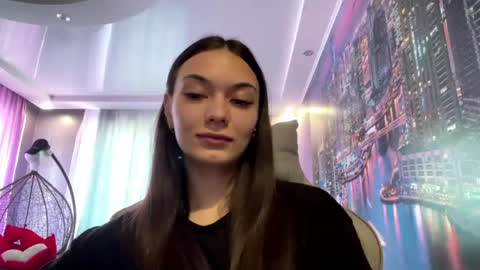 Snapshot of herlindaviniard chatting on 04/29/26, 10:52 Lina online show from 04/29/26, 10:52