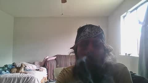 Snapshot of hermannbukowski chatting on 09/18/25, 04:42 hermannbukowski online show from 09/18/25, 04:42