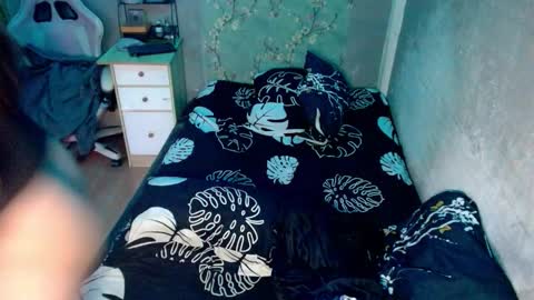 hermaphrodite199x online show from 02/10/26, 10:03