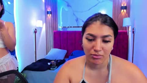 Snapshot of hermione_whatson chatting on 10/15/25, 12:05 hermione_whatson online show from 10/15/25, 12:05