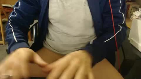 hero0111 online show from 09/11/25, 02:39