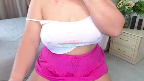 Maryana online show from 11/14/25, 07:07