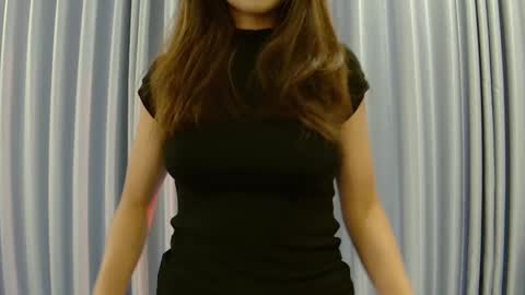 Snapshot of hersheys_aran chatting on 03/07/26, 08:22 Aran online show from 03/07/26, 08:22