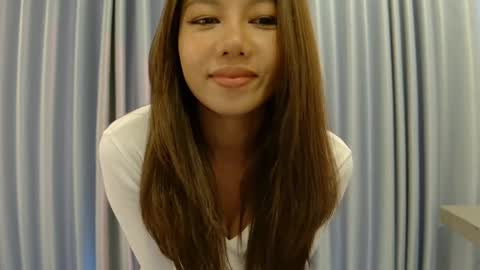 Snapshot of hersheys_aran chatting on 03/17/26, 05:55 Aran online show from 03/17/26, 05:55