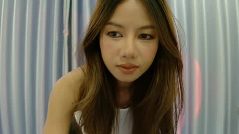 Snapshot of hersheys_aran chatting on 04/01/26, 08:04 Aran online show from 04/01/26, 08:04