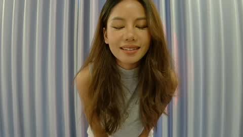 Snapshot of hersheys_aran chatting on 04/20/26, 07:55 Aran online show from 04/20/26, 07:55