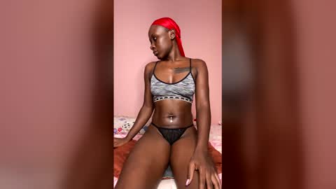 Snapshot of herslatt chatting on 03/08/26, 02:04 herslatt online show from 03/08/26, 02:04