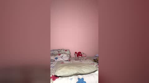 Snapshot of herslatt chatting on 03/16/26, 01:33 herslatt online show from 03/16/26, 01:33