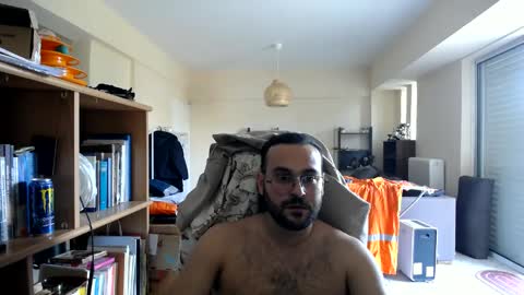 Snapshot of hervo chatting on 06/07/26, 01:04 YourGuy online show from 06/07/26, 01:04