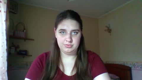 Snapshot of hess_luna_ chatting on 11/05/25, 10:15 hess_luna_ online show from 11/05/25, 10:15