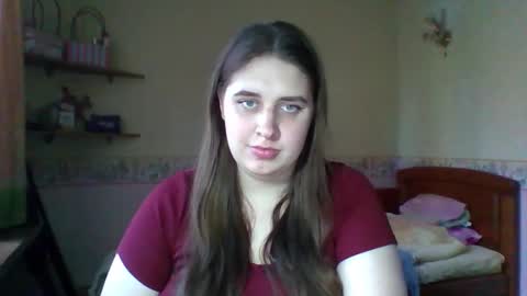 Snapshot of hess_luna_ chatting on 11/14/25, 10:14 hess_luna_ online show from 11/14/25, 10:14