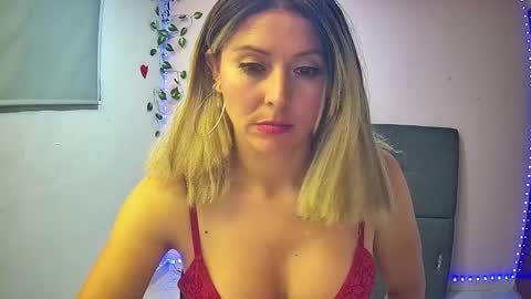 Hestesiaxx online show from 12/13/24, 01:59