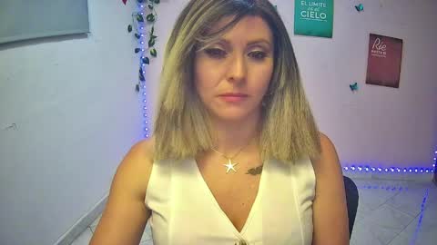 Snapshot of hestesiaxx chatting on 04/10/26, 01:55 Hestesiaxx online show from 04/10/26, 01:55