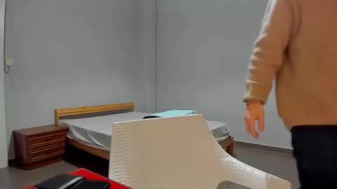 Snapshot of heterooli chatting on 12/20/25, 05:20 heterooli online show from 12/20/25, 05:20