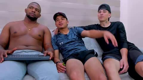 heteros men online show from 02/27/25, 07:47