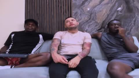 heteros men online show from 10/13/25, 02:06