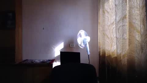 Snapshot of hettysouressx chatting on 04/15/26, 12:56 HettySouressx online show from 04/15/26, 12:56