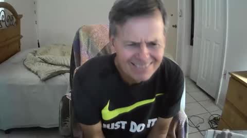 hewes1 online show from 12/06/24, 01:00