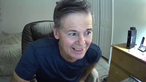 hewes1 online show from 01/14/25, 08:04