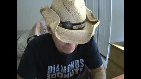 hewes1 online show from 01/15/25, 10:35