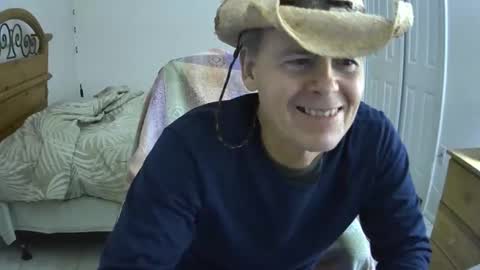 hewes1 online show from 01/22/25, 10:37