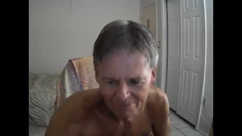 hewes1 online show from 10/01/25, 02:39