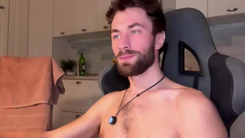 Arnold online show from 02/08/26, 09:18