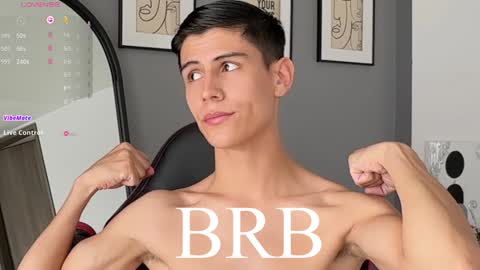 Snapshot of hey_cesard chatting on 02/06/25, 05:09 hey_cesard online show from 02/06/25, 05:09