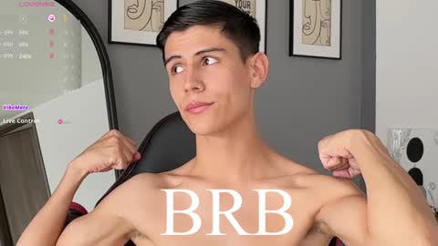 Snapshot of hey_cesard chatting on 02/07/25, 06:45 hey_cesard online show from 02/07/25, 06:45