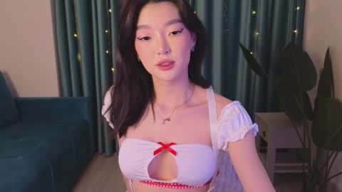 Audrey online show from 01/28/25, 03:04