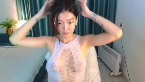 Audrey online show from 11/03/25, 03:02