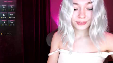  Nora  online show from 02/18/25, 05:20