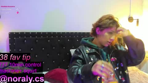 Noraly  online show from 10/11/25, 12:04