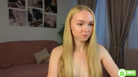 hey_olivia online show from 10/25/25, 01:18