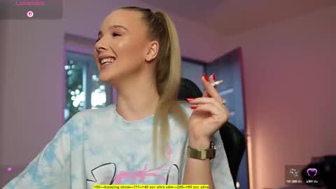 Snapshot of hey_siry chatting on 09/21/25, 03:57 Siry online show from 09/21/25, 03:57