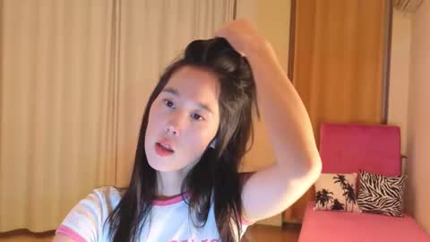 Snapshot of heyitsnaomi chatting on 09/21/25, 06:31 Naomi online show from 09/21/25, 06:31