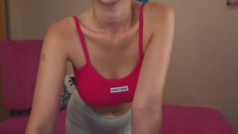 Snapshot of heyitsnaomi chatting on 05/23/26, 11:31 Naomi online show from 05/23/26, 11:31