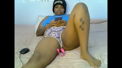 heyybanan online show from 02/21/25, 09:13