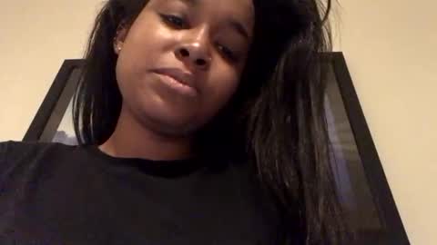 heyyou301990 online show from 11/15/25, 10:48