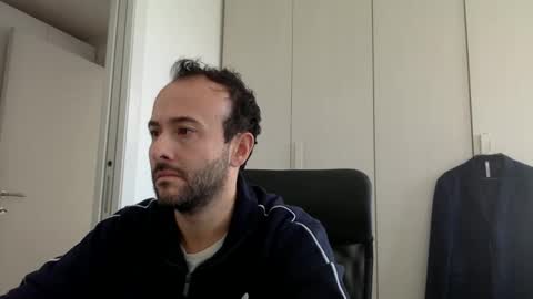 Snapshot of hhombre chatting on 10/06/25, 07:17 hhombre online show from 10/06/25, 07:17