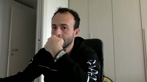 Snapshot of hhombre chatting on 05/06/26, 07:24 hhombre online show from 05/06/26, 07:24