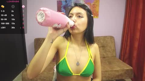 Snapshot of hi_allison chatting on 03/17/26, 03:44 Allison online show from 03/17/26, 03:44