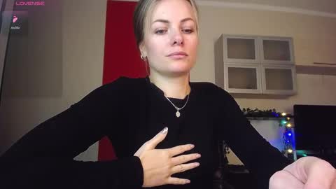 Lina online show from 01/07/26, 11:12