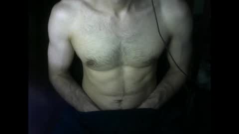Snapshot of hi_im_v chatting on 05/06/26, 01:36 V online show from 05/06/26, 01:36