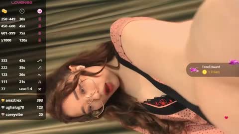 Hiaru online show from 12/29/24, 09:06