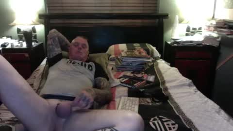 Snapshot of hiasallfuk13 chatting on 12/11/24, 03:15 HARDCORE13 online show from 12/11/24, 03:15