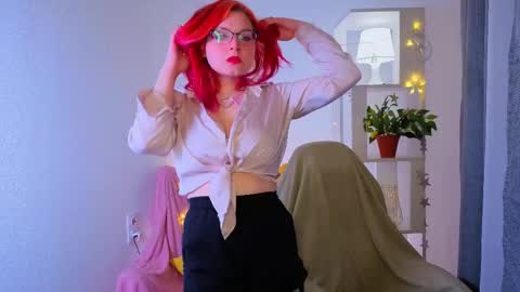 Snapshot of hiddencharmm chatting on 04/27/26, 09:24 hiddencharmm online show from 04/27/26, 09:24