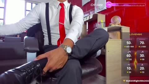 Snapshot of hiddenoffice chatting on 01/09/25, 10:09 George online show from 01/09/25, 10:09