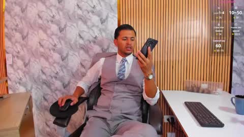 Snapshot of hiddenoffice chatting on 04/01/26, 01:12 George online show from 04/01/26, 01:12